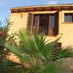 Appartamento In Cala Mesquida Mit Offenem Kamin By Interhome Cala Ratjada (Mallorca)